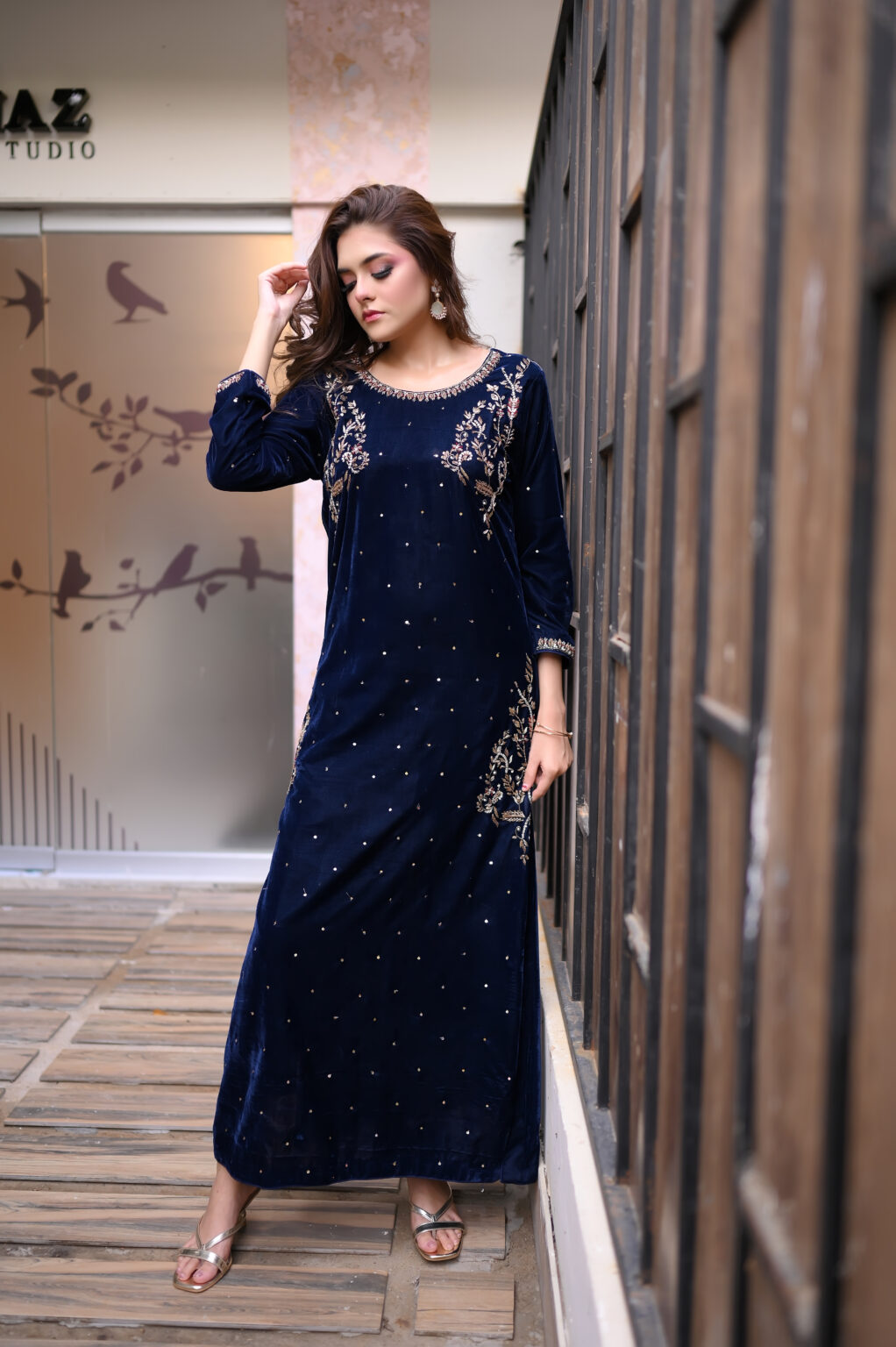 Regal Navy – Velvet Kameez with Gold Embroidery & Dupatta UK