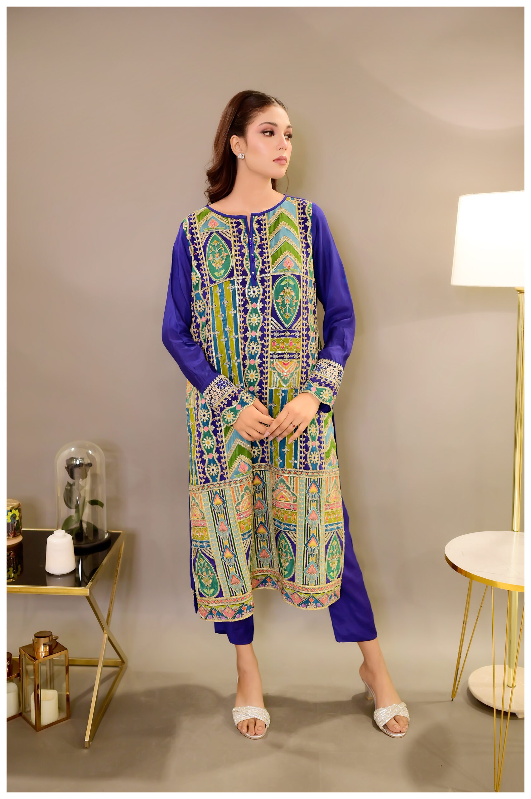 Heritage Bloom – Dark Blue 3 Piece Luxury Pret Suit