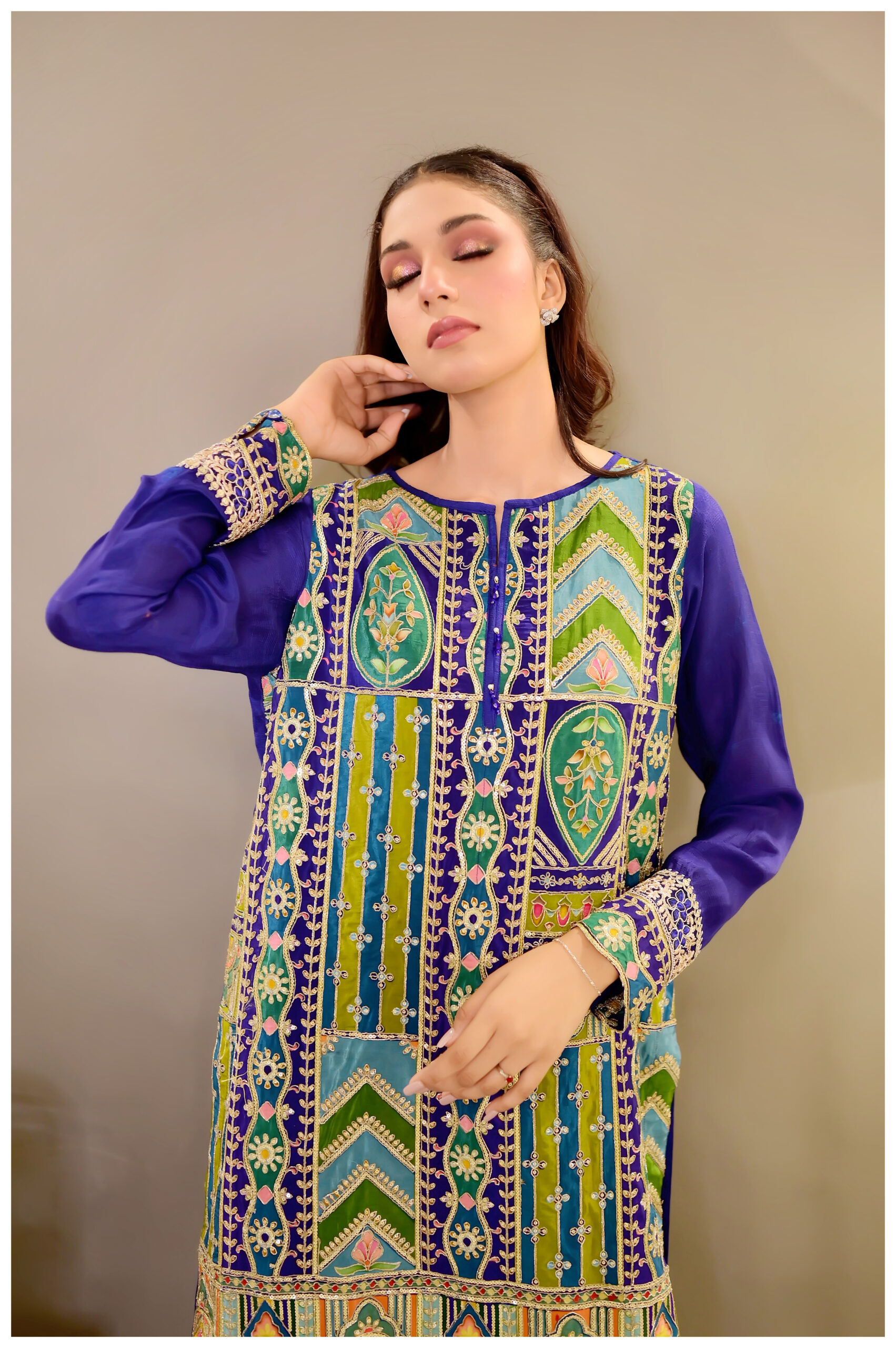 Heritage Bloom – Dark Blue 3 Piece Luxury Pret Suit - Image 7