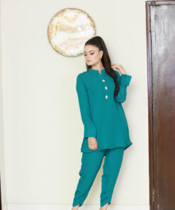 Alternative view of Emerald Charm – Green 3-Piece Suit with Front Buttons & Colorful Dupatta UK